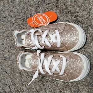 NEW Size 1 girls gold glitter easy on/off memory foam shoe